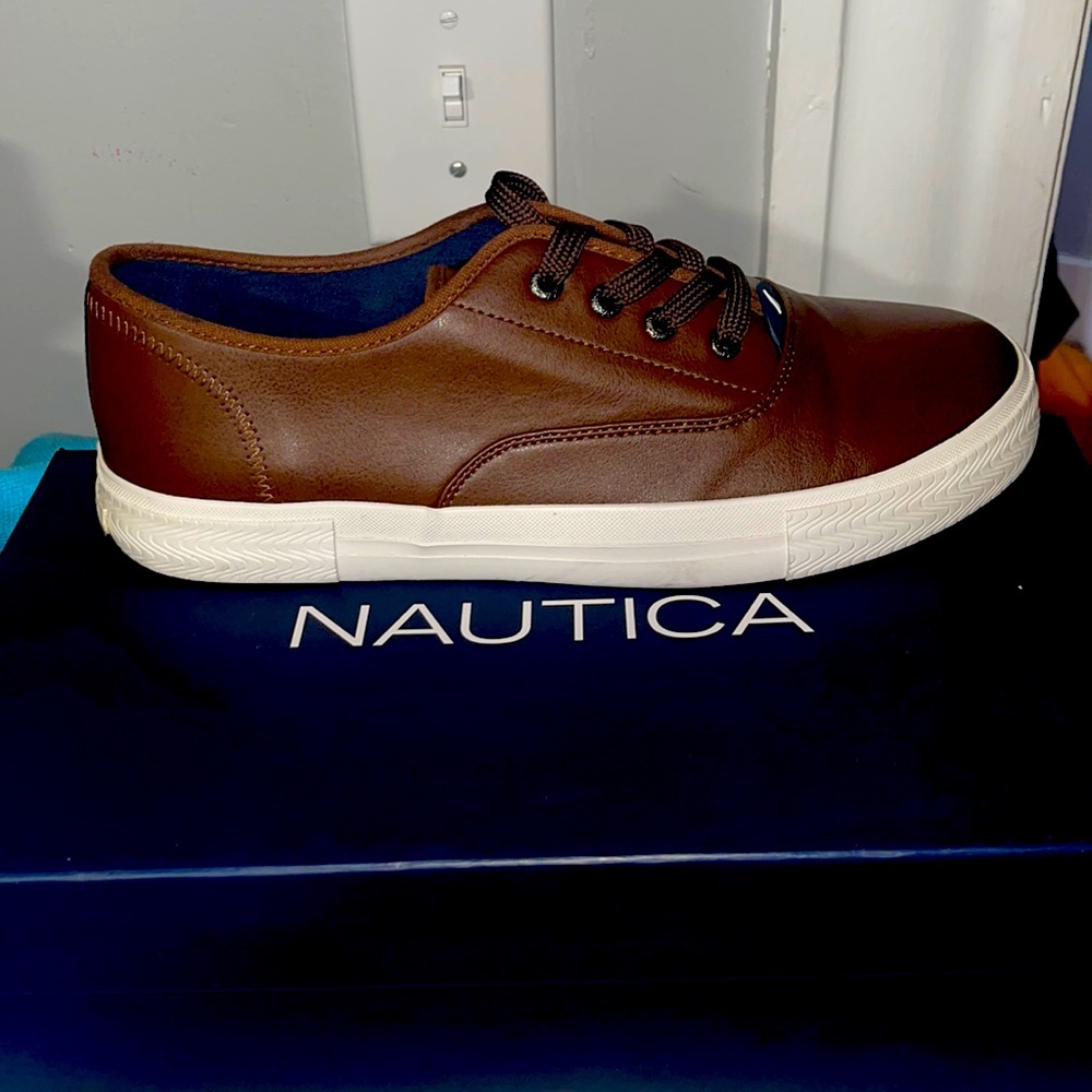 Men’s lace Oxford